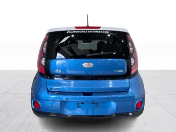 2018 Kia Soul EV - image 12