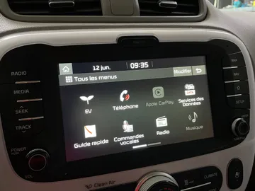 2019 Kia Soul EV - image 7