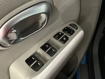 2019 Kia Soul EV - image 23