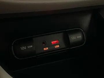 2019 Kia Soul EV - image 25