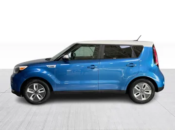 2019 Kia Soul EV - image 10