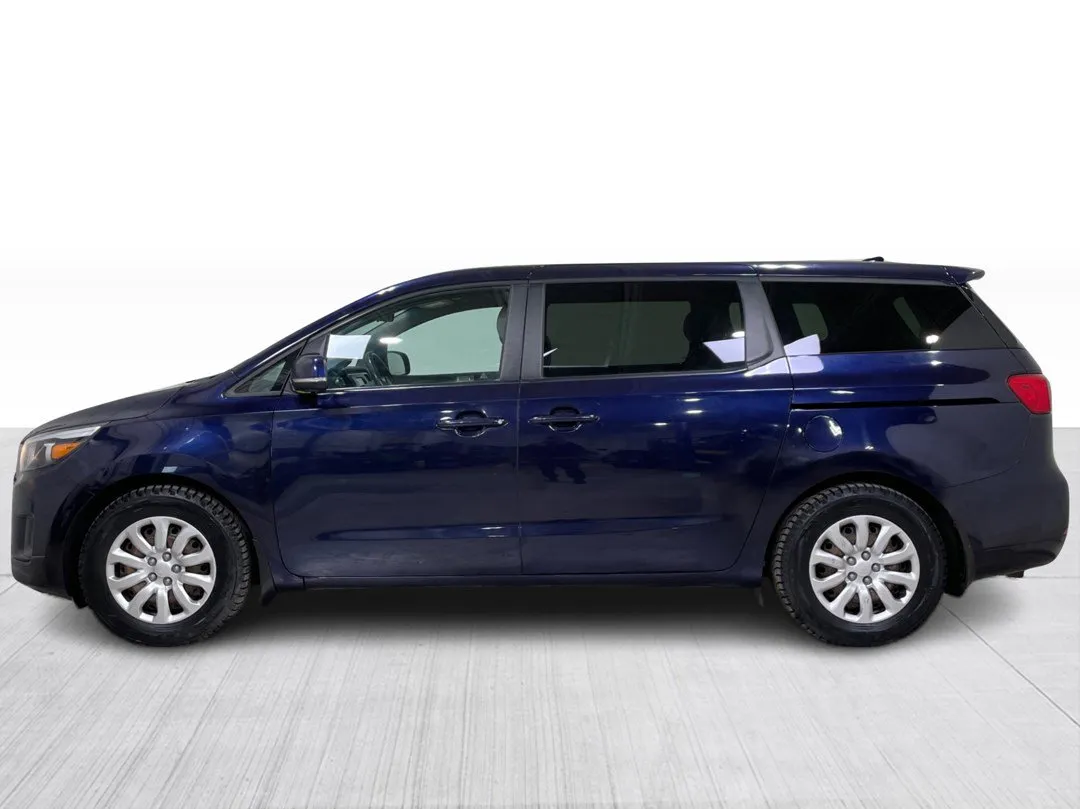 2018 Kia Sedona — photo 8