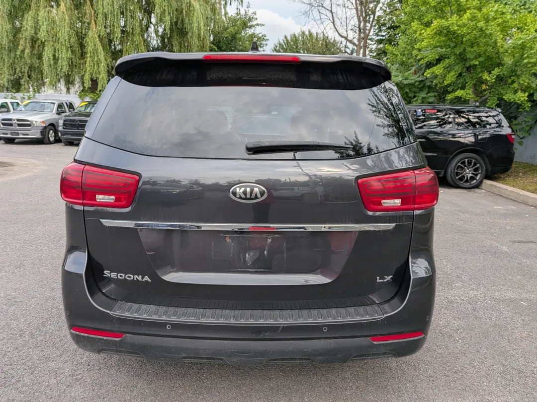 2019 Kia Sedona — photo 4