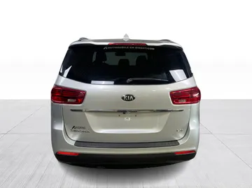 2019 Kia Sedona - image 12