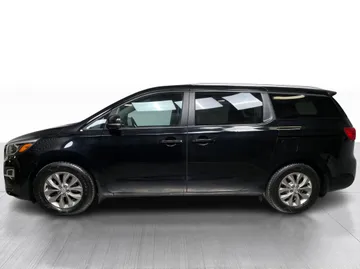 2020 Kia Sedona - image 10