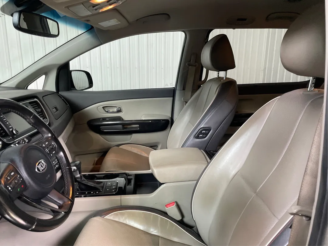 2018 Kia Sedona for sale - photo 3
