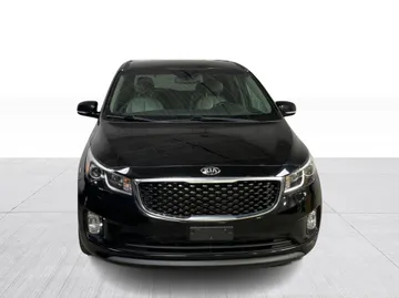 2018 Kia Sedona - image 8