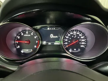 2018 Kia Sedona - image 16