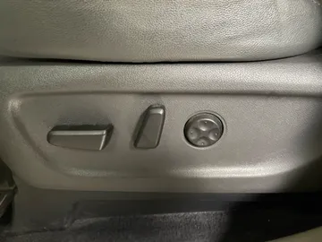 2018 Kia Sedona - image 19