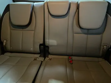 2018 Kia Sedona - image 27