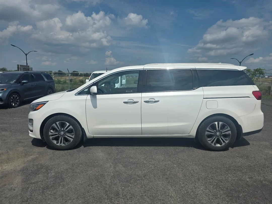 2020 Kia Sedona — photo 4