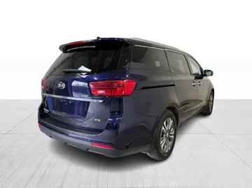 2020 Kia Sedona - image 15