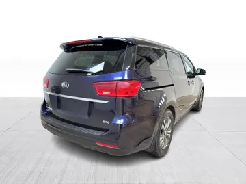 2020 Kia Sedona - image 15