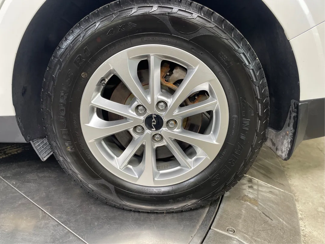 2022 Kia Carnival — photo 5