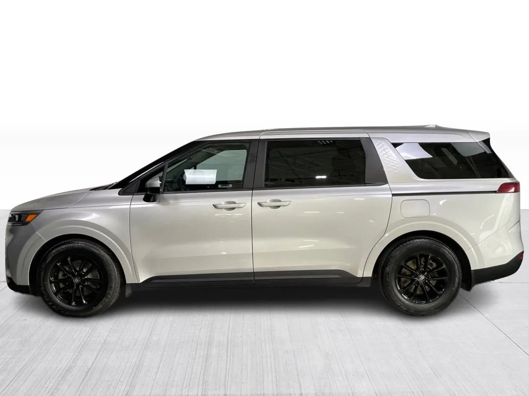 2022 Kia Carnival LX, photo 9