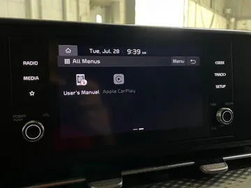 2022 Kia Carnival - image 7