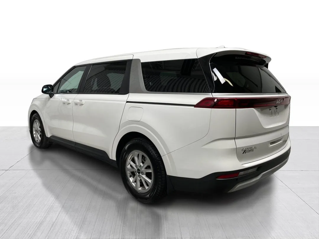 2023 Kia Carnival LX, photo 10