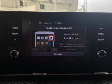 2022 Kia Carnival - image 26