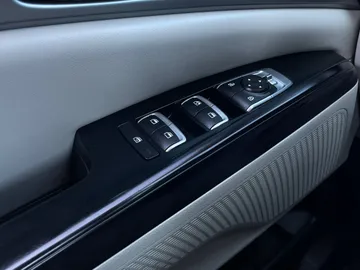 2022 Kia Carnival - image 20