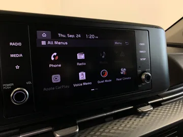 2022 Kia Carnival - image 21