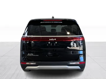 2022 Kia Carnival - image 10