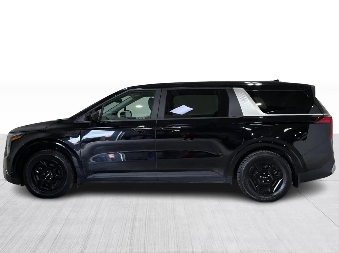2025 Kia Carnival LX, photo 9