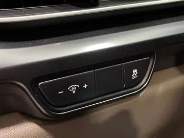 2025 Kia Carnival - image 28