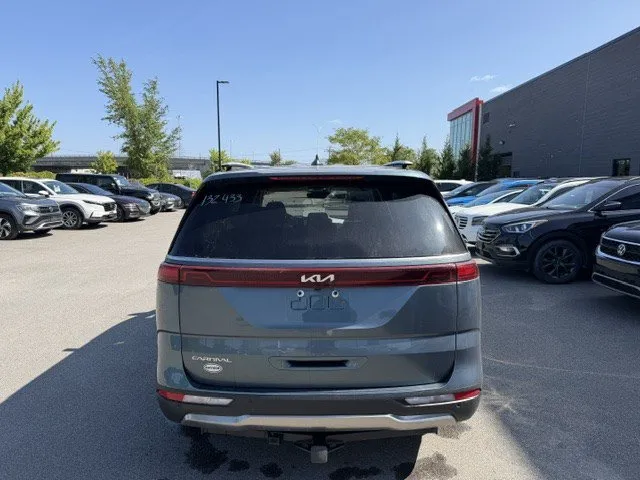 2023 Kia Carnival EX, photo 5