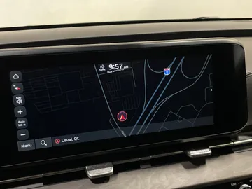 2023 Kia Carnival - image 30