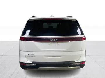2024 Kia Carnival - image 12
