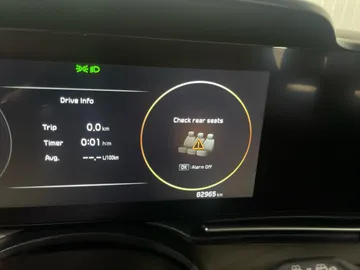 2024 Kia Carnival - image 30