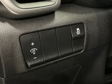 2018 Kia Sportage - image 23
