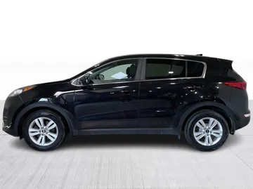2018 Kia Sportage - image 9