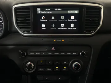 2021 Kia Sportage - image 7