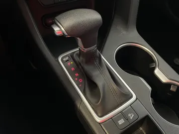 2021 Kia Sportage - image 23