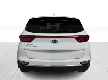 2021 Kia Sportage - image 12