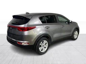 2017 Kia Sportage - image 12