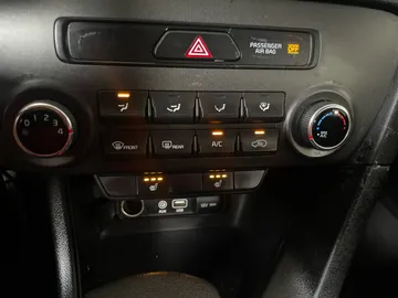 2017 Kia Sportage - image 19
