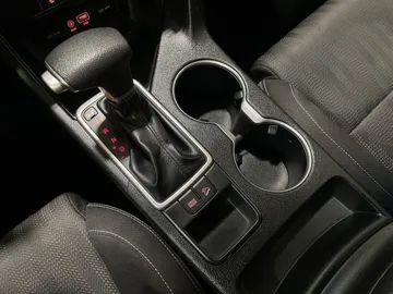 2017 Kia Sportage - image 21
