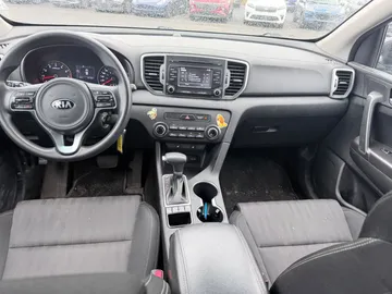 2019 Kia Sportage - image 9