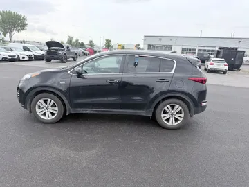 2019 Kia Sportage - image 3