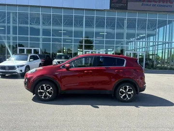 2021 Kia Sportage - image 4
