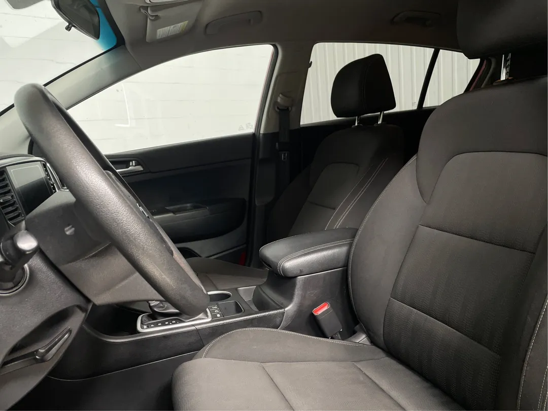 2021 Kia Sportage — photo 3