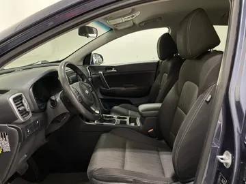 2018 Kia Sportage - image 10