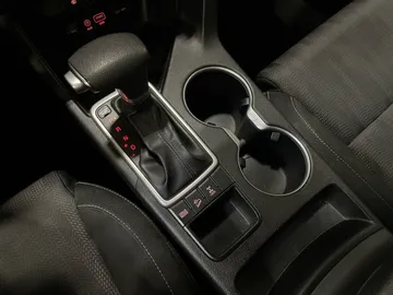 2018 Kia Sportage - image 21