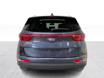 2018 Kia Sportage - image 8