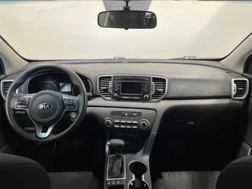 2018 Kia Sportage - image 4