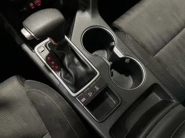 2018 Kia Sportage - image 21