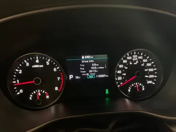 2021 Kia Sportage - image 17