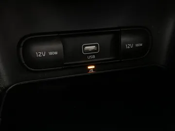 2021 Kia Sportage - image 27